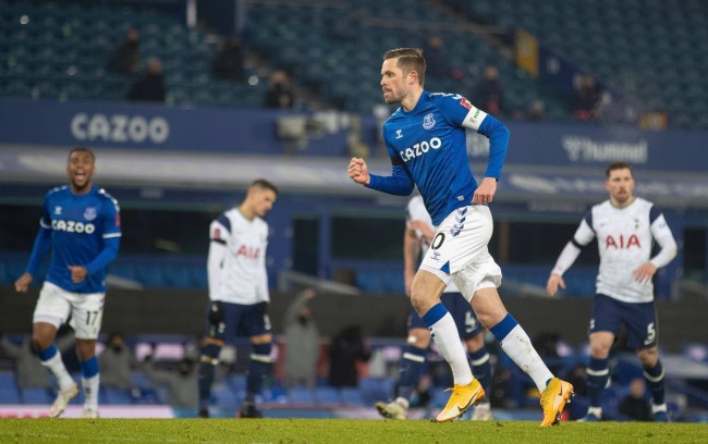 要比赛中屡 要比赛中屡